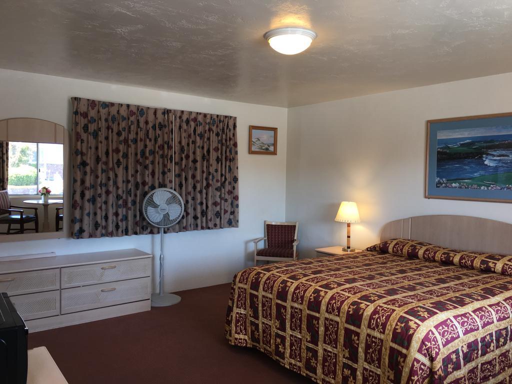 Old Marina Inn Extérieur photo